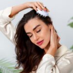 3 Simple Hair Care Habits That Reduce Frizz and Improve Hair Health Naturally